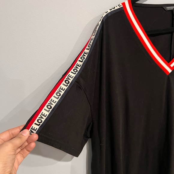 Long black dress 🖤 - Picture 4 of 7